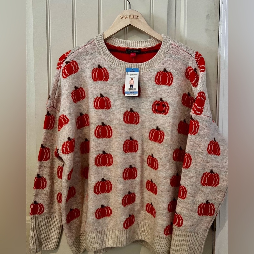 Vince Camuto orange and Cream Pumpkin Sweater size L
